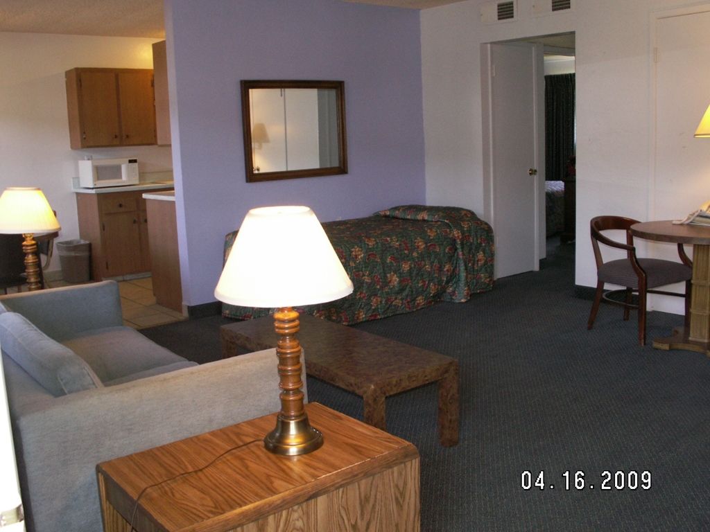 Anchorage Inn Lakeport Oda fotoğraf
